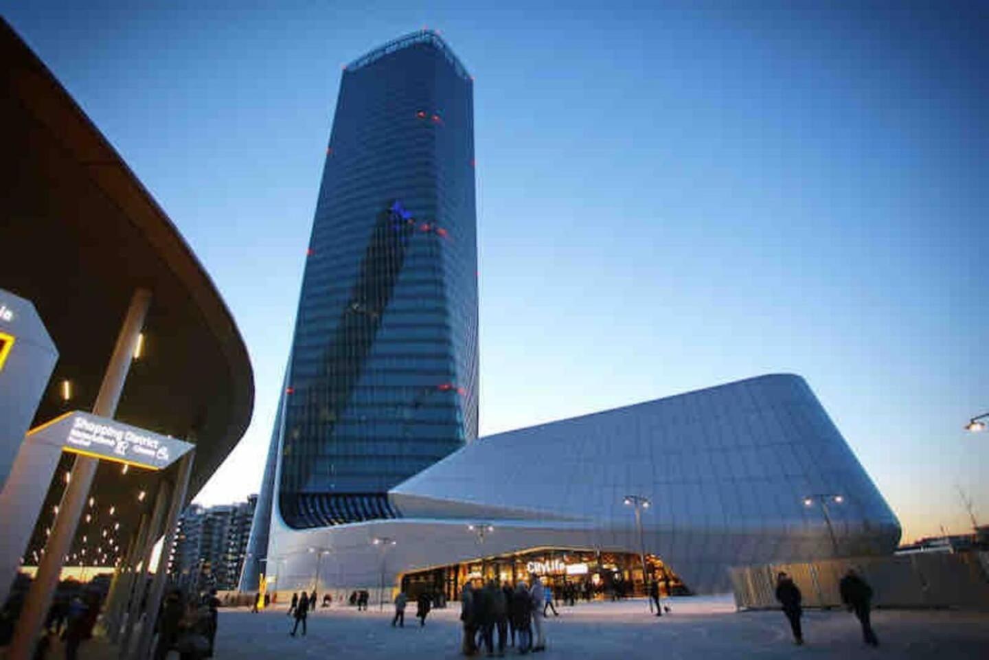 Under The Stars, City Life Milano, Corso Sempione Exterior foto